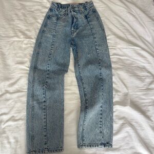 Straight Leg Asymetrical Jeans